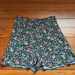 Sezane Dorian shorts in navy floral
